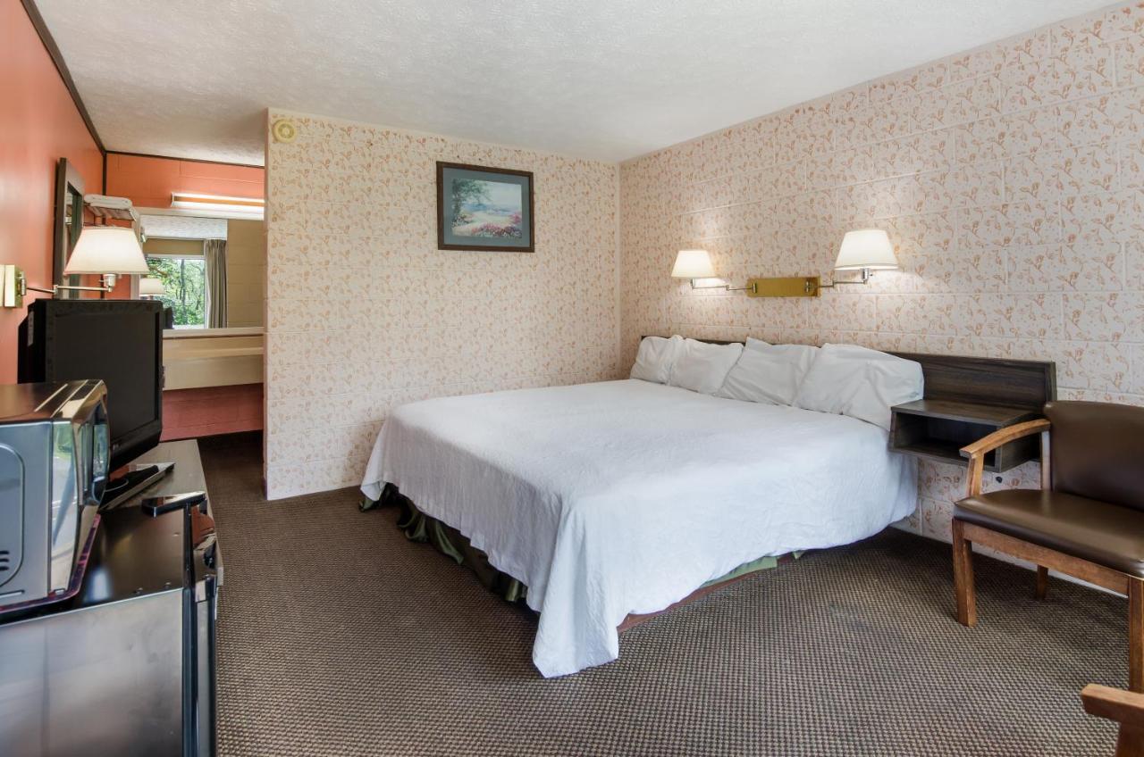 Americas Best Value Inn Wytheville Exteriör bild